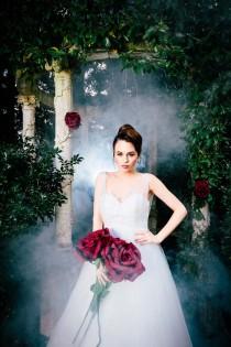 wedding photo - Tips For Finding Your Dream Wedding Dress On A Budget