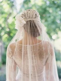wedding photo - Timeless & Elegant Juliet Cap Bridal Veils - Crazyforus