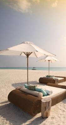 wedding photo - I Could Handle Hanging Out There...for LIFE!  - Kanuhura, Maldives