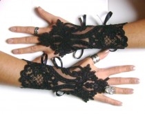 wedding photo - goth gothic lace black Wedding gloves, Party gloves, bridal gloves fingerless gloves french lace vampire free ship