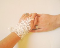 wedding photo - Bridal Gloves, Wedding Gloves, Ivory Lace gloves, Fingerless Gloves, Ivory wedding, cuffs, wedding cuffs, bride, bridal gloves, Bridal cuffs