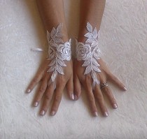 wedding photo - Free Ship, Bridal Glove, ivory, silver-embroidered lace gloves, Fingerless Gloves, cuff wedding bride, bridal gloves, ivory,