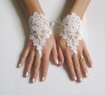 wedding photo - Fingerless glove lace Ivory Wedding gloves bridal gloves lace gloves fingerless gloves french lace gloves gloves free ship