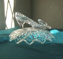 wedding photo - Cinderella Glass Slipper, Wedding Reception Shower Centerpiece, Fairy tale Slipper with Large Oleg Cassini Crystal & Petal Pillow Bowl
