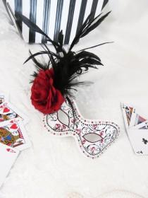 wedding photo - Queen of Hearts Masquerade Ball Mask ~ Alice in Wonderland