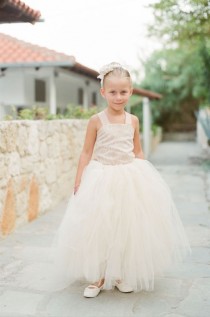 wedding photo - Elegant White Wedding In Greece