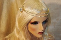 wedding photo - Double Gold Crystal Brooch Headband, Bridal Vintage Gold Brooch, Bohemian, Halo, Bride Gold Rhinestone, Gold Crystal Brooch Headband~