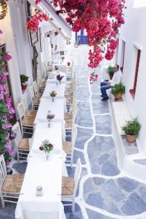 wedding photo - Mykonos, Greece. Street Scene.