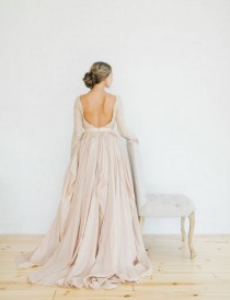 wedding photo - Romantic Silk Batiste And Lace Lining Wedding Dress