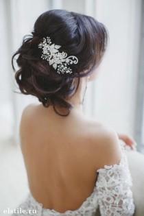 wedding photo - Fabulous Wedding Hairstyles: Bridal Updos - Belle The Magazine
