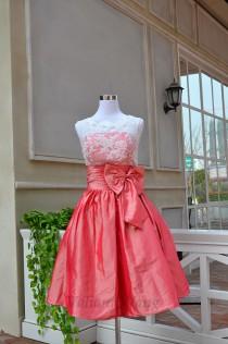 wedding photo - Ivory Lace Watermelon Red Taffeta Scoop Neckline Bridesmaid Dress With Bow Zipper Back Knee Length Prom Dress