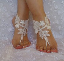 wedding photo - free ship bridal anklet, ivory lace sandals, Beach wedding barefoot sandals, bangle, wedding anklet, anklet, bridal, bellydance, gothic
