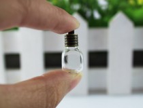 wedding photo - 6MM Cube,Glass Bottle Vial Pendant Necklace charms wholesale Rice Jewelry