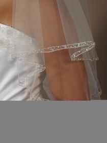wedding photo - 2 layers beaded wedding veil.