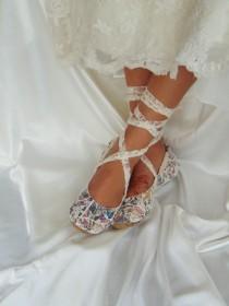 wedding photo - Wedding Comic Book Shoes, Star Wars Wedding Shoes,DC Comic Lace Wedding Flat Shoes, Bridal Flat Shoes,  Super Girl Bride, WonderWoman Bride