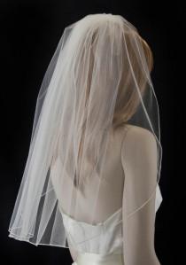 wedding photo - Wedding veil - 25 inch elbow length wedding veil with a delicate finished edge
