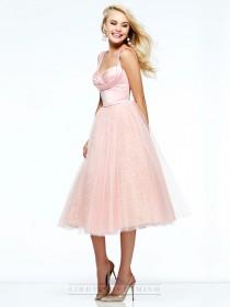 wedding photo -  Knee Legnth Straps Sweetheart Lace Prom Dresses - LightIndreaming.com