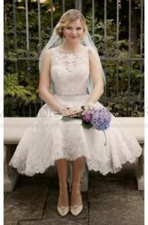 wedding photo -  Essense of Australia Embroidered Knee-Length Wedding Gown Style D2101