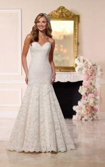 wedding photo -  Stella York Fit-And-Flare Wedding Dress Style 6218