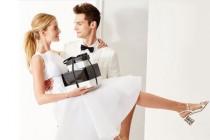 wedding photo - Register with Bloomingdale's & Enter to Win a $1,000 Gift Card!