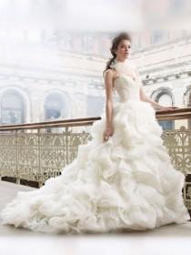 wedding photo -  Dramatic Organza Ball Gown Sweetheart Wedding Dress with Voluminous Layered Skirt