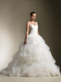 wedding photo -  Drop Waist Full Tulle Pick Up Skirt Wedding Dress Wit Strapless Sweetheart Ruched Tulle Bodice