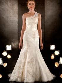 wedding photo -  A-line Lace Embroidered Wedding Dress with Detachable Asymmetrical Lace Shoulder Strap