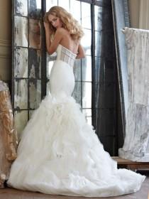 wedding photo -  Strapless Fit-and-flare Unique Wedding Dress with Organza Manipulated Skirt