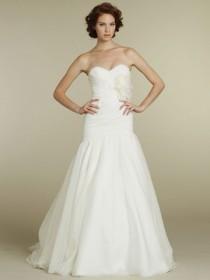 wedding photo -  Strapless Fit-to-flare Wedding Dress with Ruched Detail and Self Tie Bow on Bodice