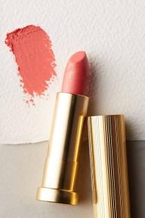 wedding photo - Find the Right Bold Lipstick for You!