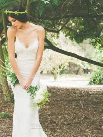 wedding photo -  Spaghetti Straps Plunging V-neck Low Backless Lace Wedding Dresses