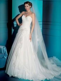 wedding photo -  Stunning Organza Strapless A-line Wedding Dress with Sweetheart Neck and Lace-up Back