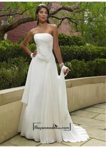 wedding photo -  Beautiful Elegant Chiffon Sheath Strapless Wedding Dress In Great Handwork