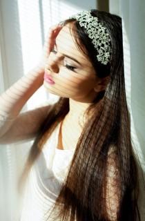 Chic White Pearl Studded Wedding Party Bridal Headpiece Headdress Hairband 130CM