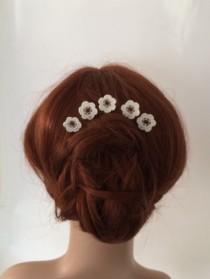 wedding photo - Bridal Flower Hair Bobby Pins, Set of 5 Ivory Crochet Flowers, Crystal Beads, Bridesmaid Headpiece, Beadwork, Fast Delivery