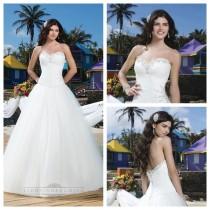 wedding photo -  Pleated Sweetheart Neckline, Side Hip And Basque Waistline Tulle Ball Gown