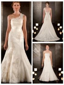 wedding photo -  A-line Lace Embroidered Wedding Dress with Detachable Asymmetrical Lace Shoulder Strap