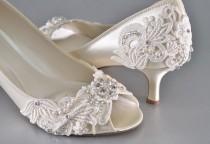 wedding photo - Woman's Low Heel Wedding Shoes- Woman's Vintage Wedding Lace Peep Toe Heels, Women's Bridal Shoes, Wedding Shoes, Women's shoes Bridesmaid