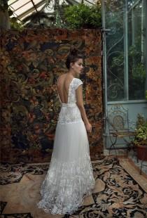 wedding photo - Lihi Hod "White Bohemian" 2016 Bridal Collection - Polka Dot Bride