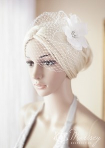 wedding photo - Birdcage veil, fascinator, flower headpiece, bridal mini blusher, wedding hair accessories, mini blusher "Serephine" winter bride