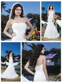 wedding photo -  Beaded Lace Tulle Fit And Flare Strapless Tulle Halter Wedding Gown