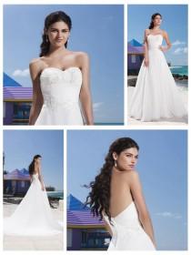 wedding photo -  Sweetheart Neckline And A Beaded Lace Appliques Ruched Bodice Chiffon Ball Gown