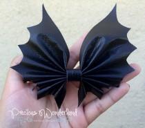 wedding photo - Large Black Bat Hair Bow