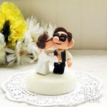 wedding photo - Bodas Cucas: Lo último en cake toppers para tu tarta de boda