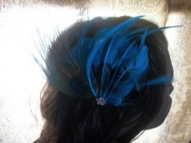 wedding photo -  Beautiful Peacock and Turquoise Blue Feather Hair Clip - Peacock Wedding