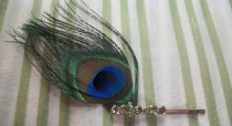 wedding photo -  Peacock Feather Hair Pin With Lime Green Rhinestones