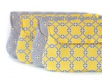 wedding photo - set of 4 - yellow and grey bridesmaid clutch, wedding clutch, bridesmaid gift, Medalions in yellow and gray