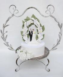 wedding photo - Vintage Inspired Calla Lily Wedding Cake Topper