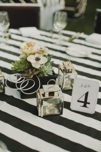 wedding photo - This Old Hollywood-Inspired Palm Springs Wedding Will Make You Swoon