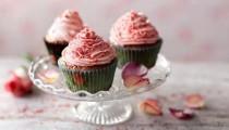 wedding photo - Valentine Cupcakes